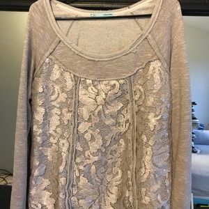 SOLD ❗️Beige long sleeve sweater